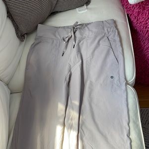 Light weight joggers